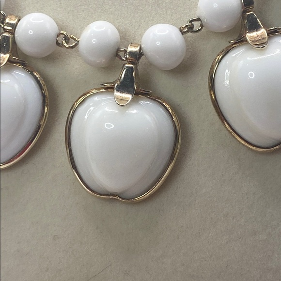 Vintage Trifari Milk Glass Beaded Apples and Gold Tone Necklace